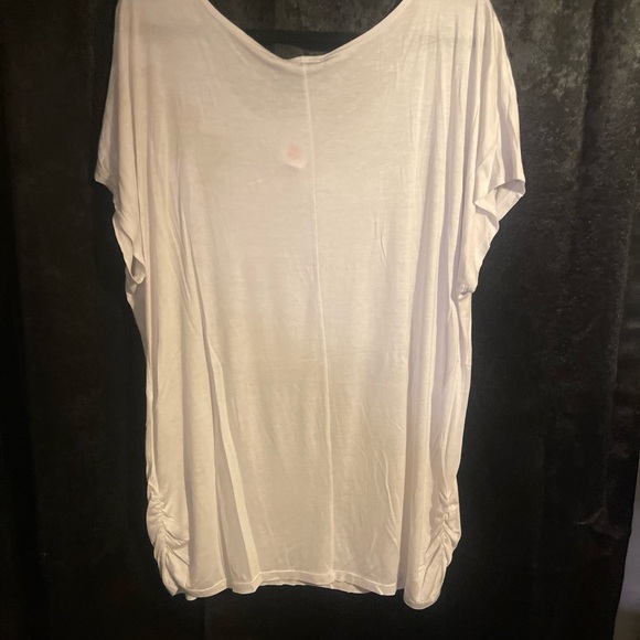 Love J White Graphic Tee with Gold Accents - Picture 3 of 3